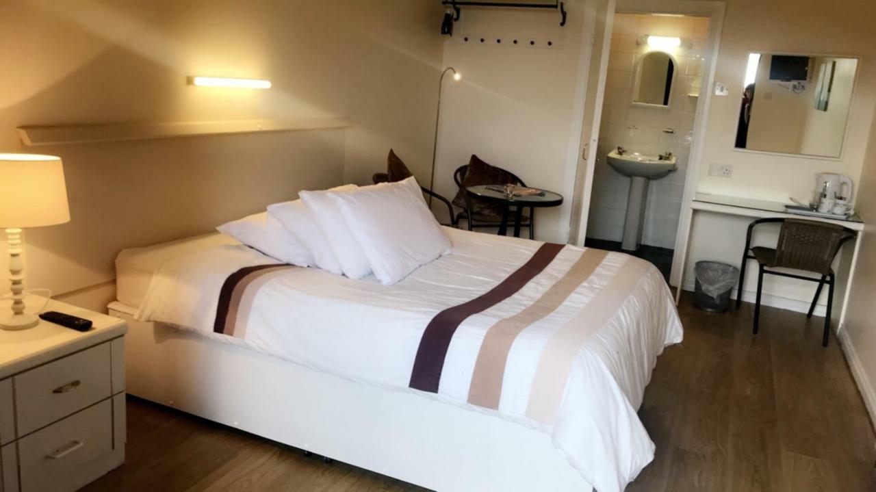 Wildwood Lodge Carlingford Eksteriør billede
